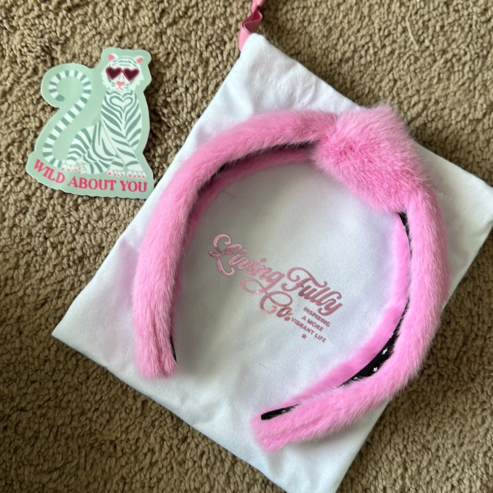 Living Fully by Mallory Ervin Valentines headband